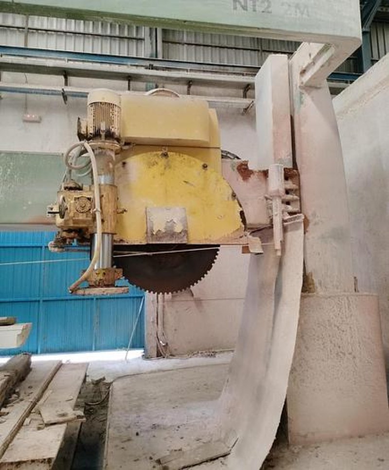 2002 SIMEC NT2/2M-