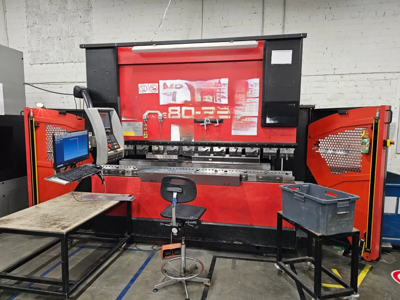 Amada HFE 80-25, vintage 2000, Press Prake machine - 1