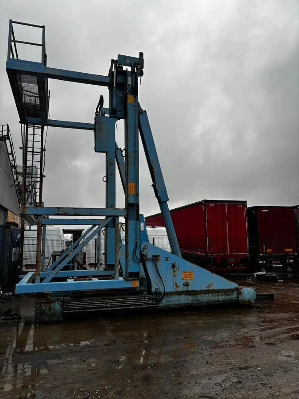 Container Tilter