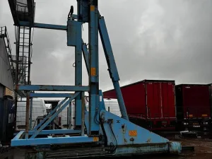 Container Tilter