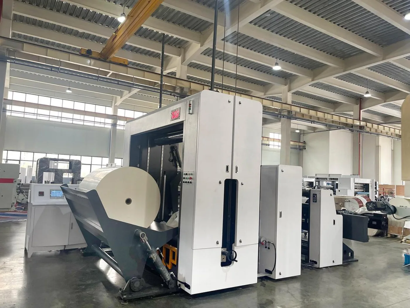 Jumbo Roll slitting and rewinding machine - 1