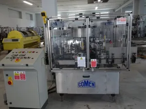 SELF-ADHESIVE LABELLING MACHINE COMEN, SR2, 6 LOCKING HEADS, FOR LABEL AND BACK LABEL ON SELF-ADHESIVE COILS, AND VERTICAL DOCG GLUE LABEL/BAND, SECOND-HAND MACHINE