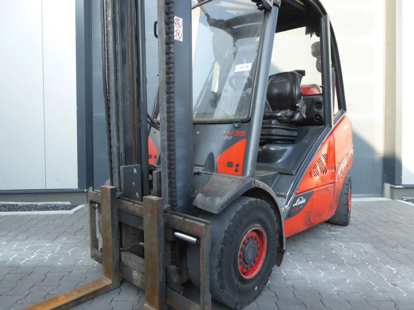 Linde H35T-02 - 5