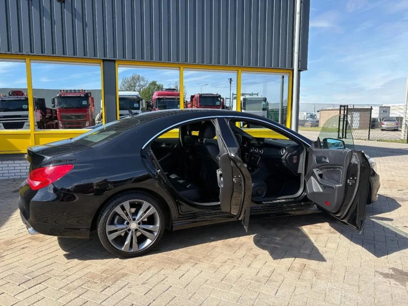 Mercedes-Benz CLA-Klasse 200 - 7