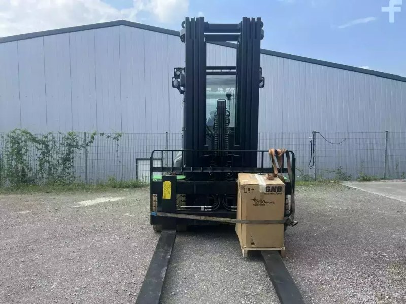 Cesab B 880 H II  LC: 900