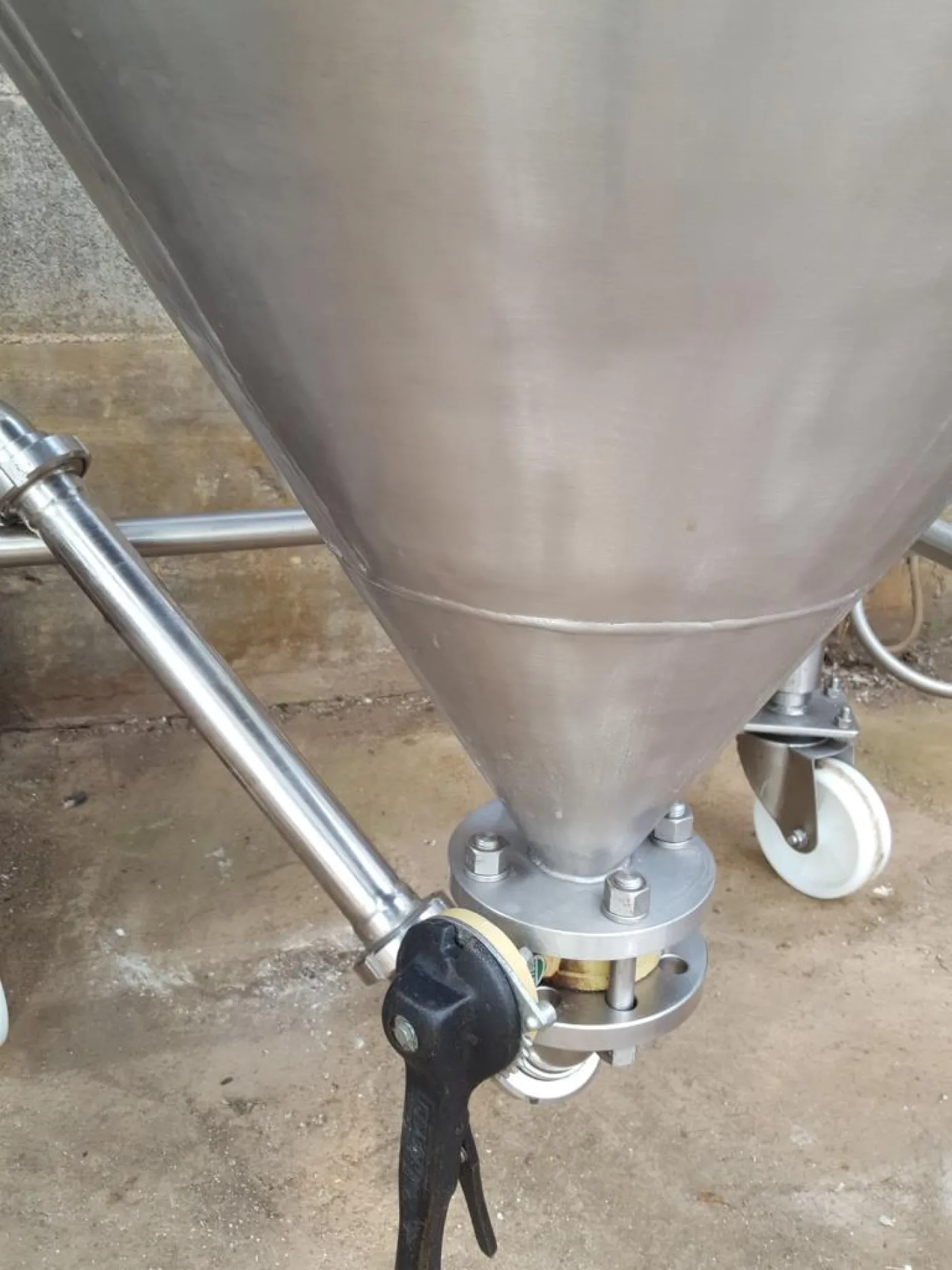 SERBATOIO INOX CARRELLATO – CISA MOD. 300 L - 6