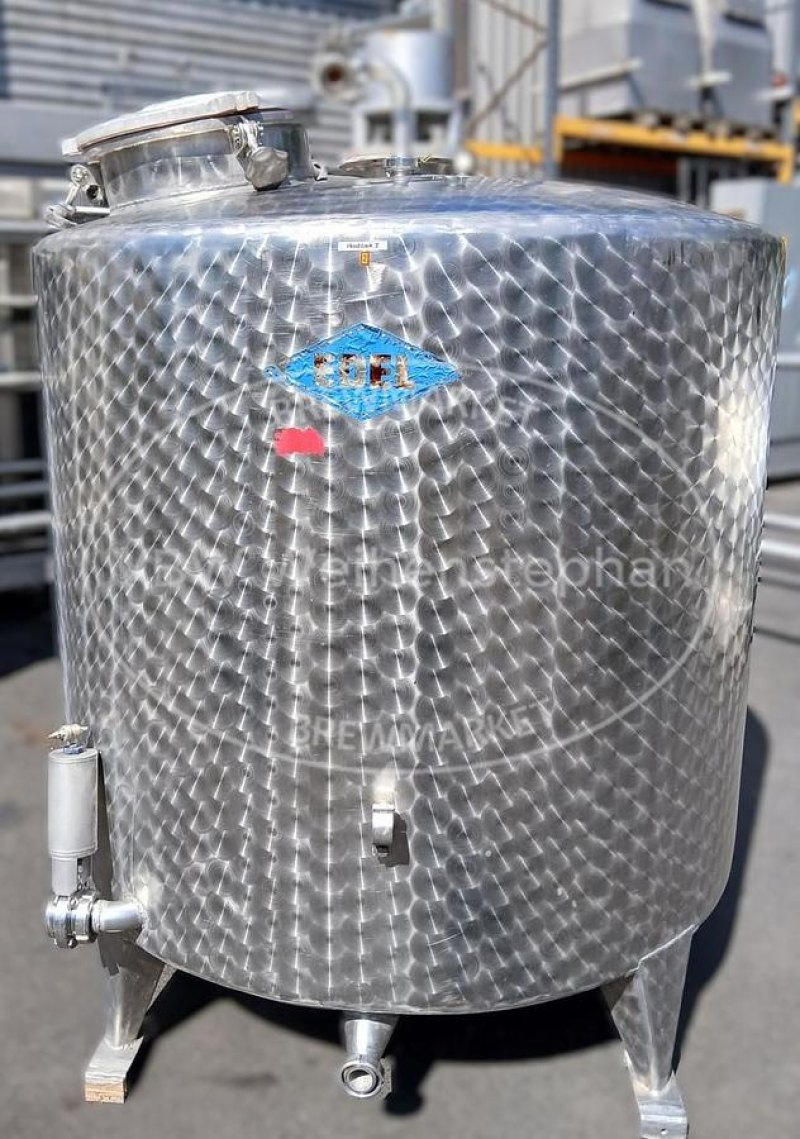 Mixing tank