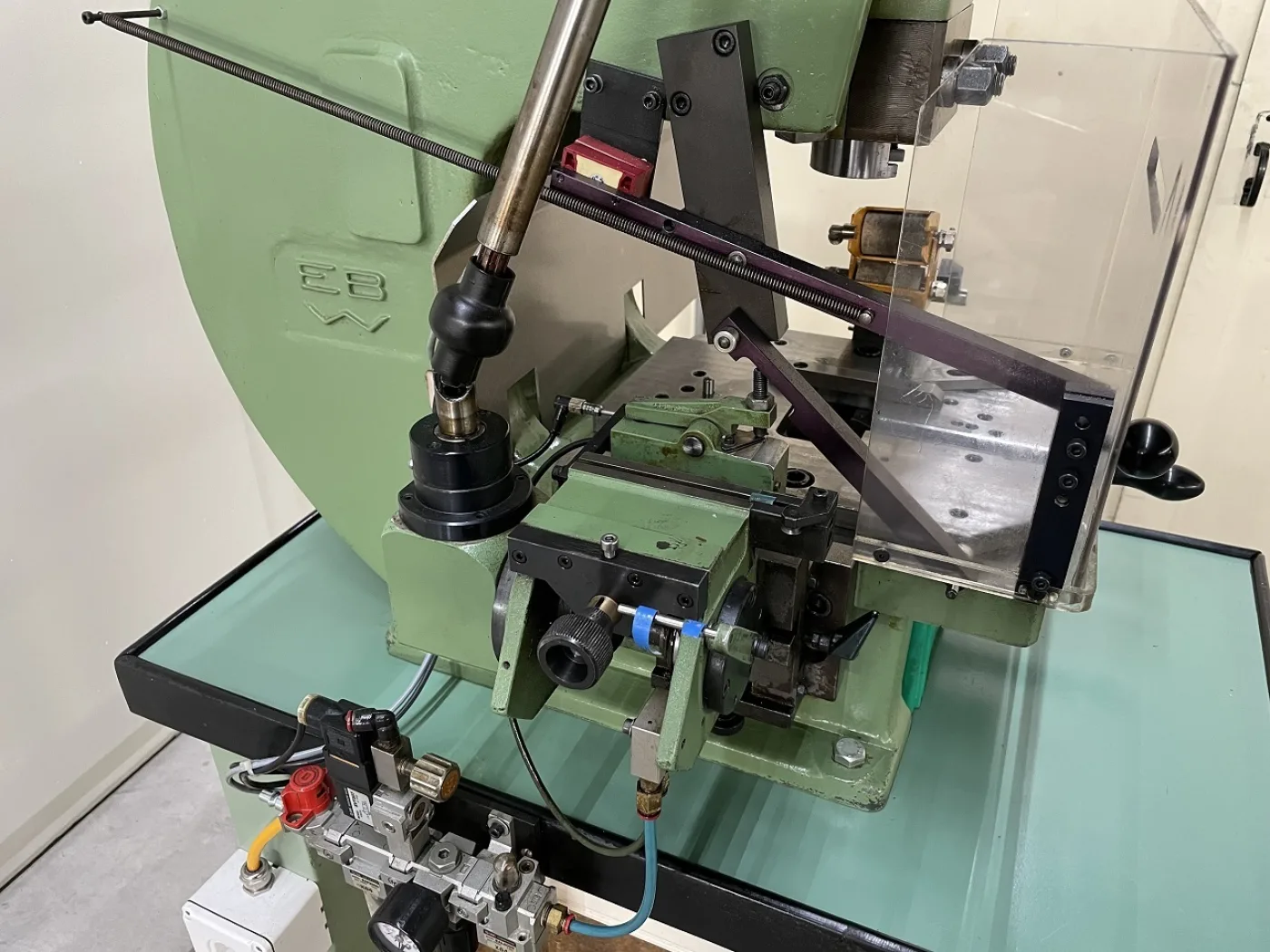 PRESSE EXCENTRIQUE “BEUTLER” D8-200 - 4