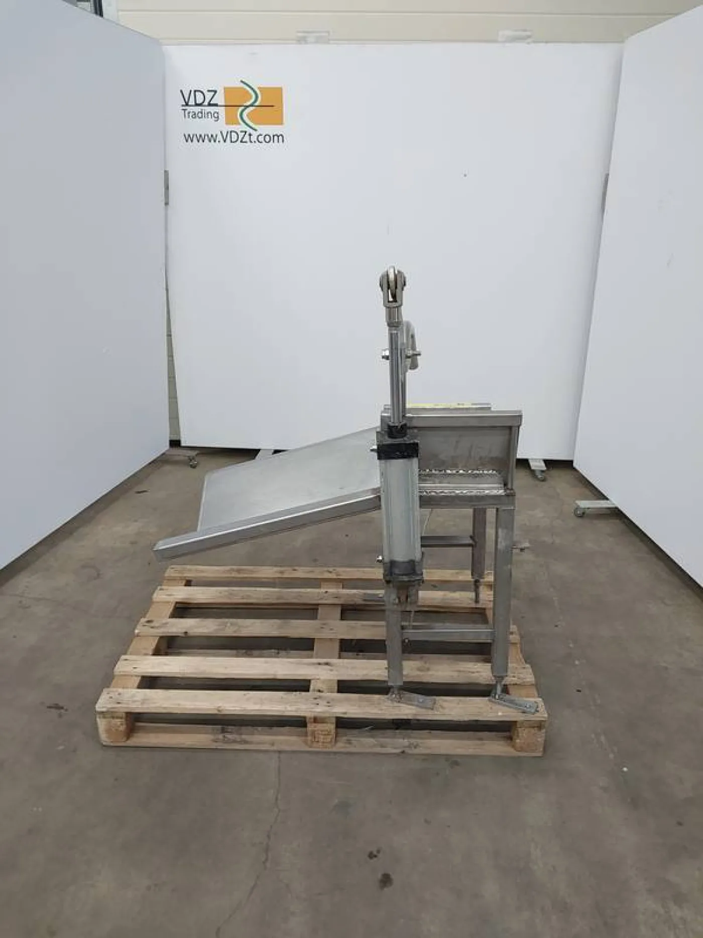 Slaughtering table for sheep | Halal Use - 2
