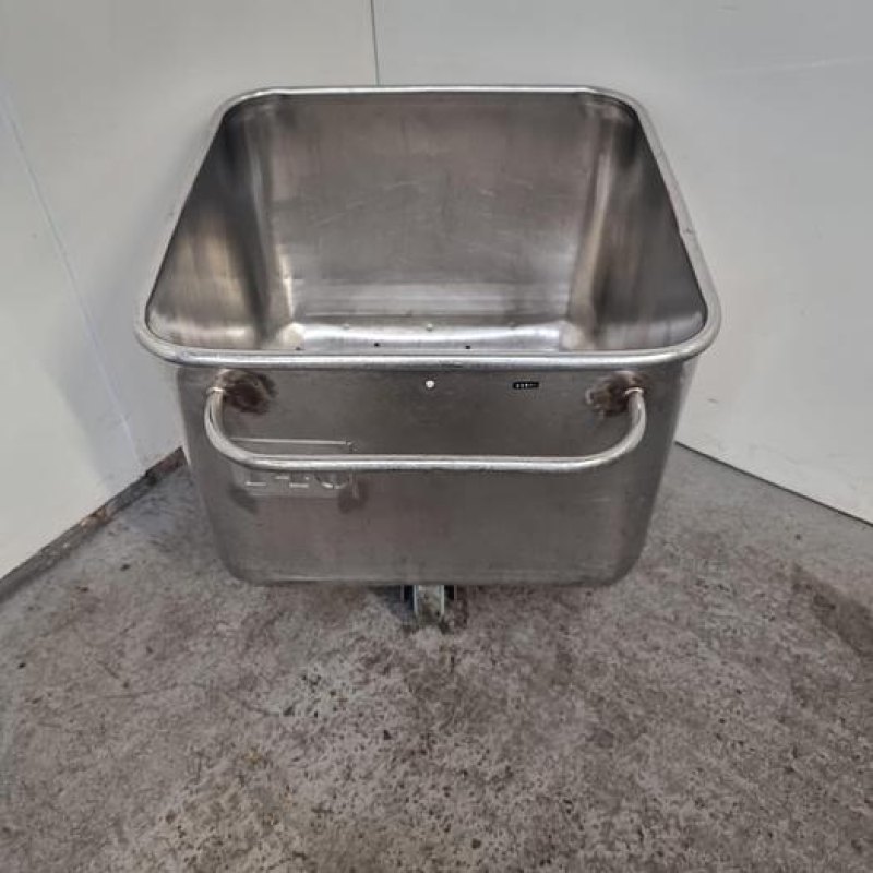 Tote Bins