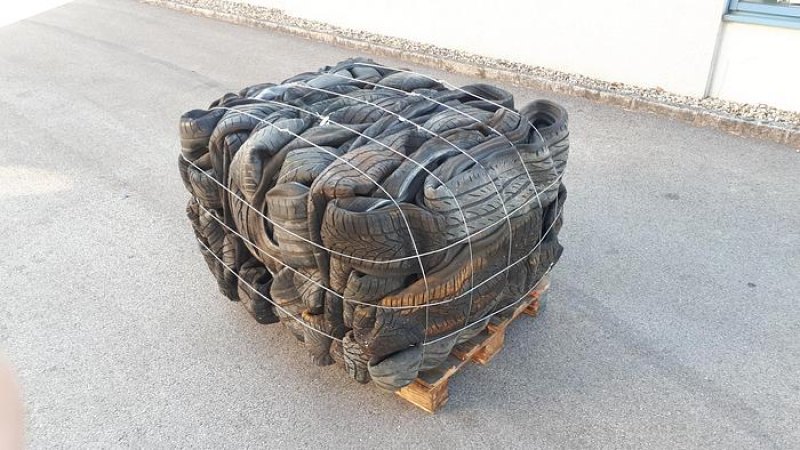 2024 Austropressen Tyre Baler