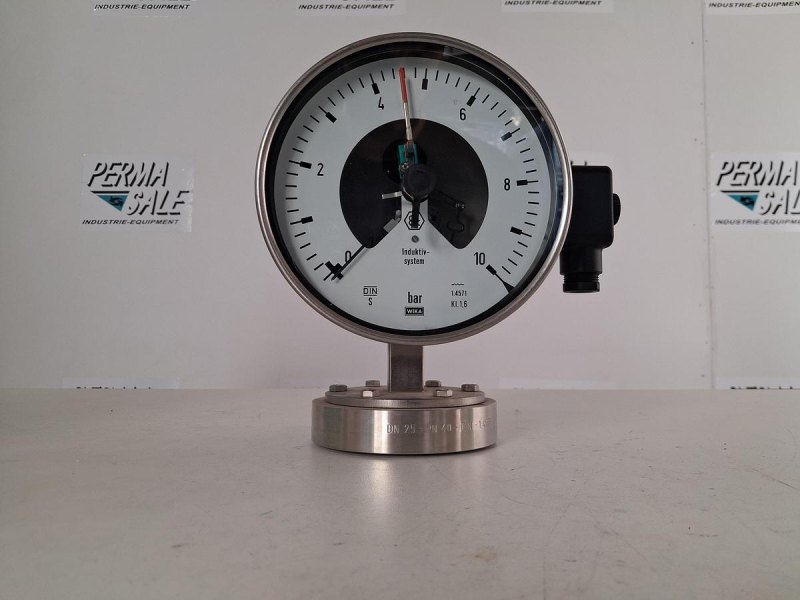 WIKA NG160 Pressure Gauge 0–10 bar with Inductive Contact