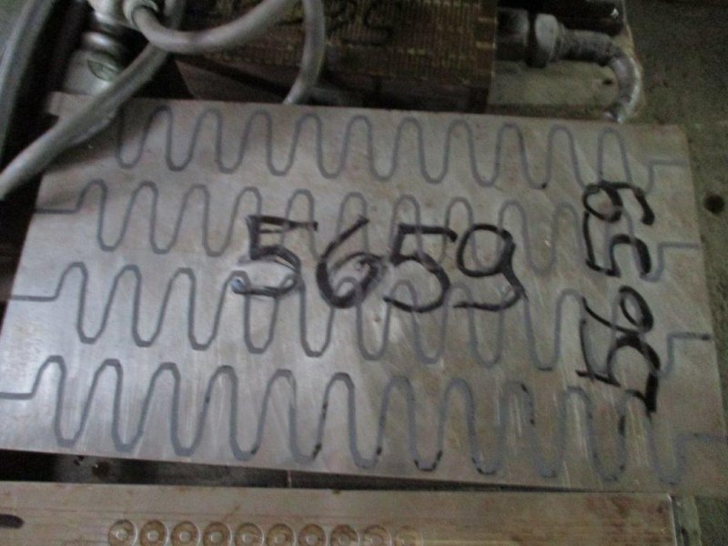 450 x 250 x 90 mm UNBEKANNT