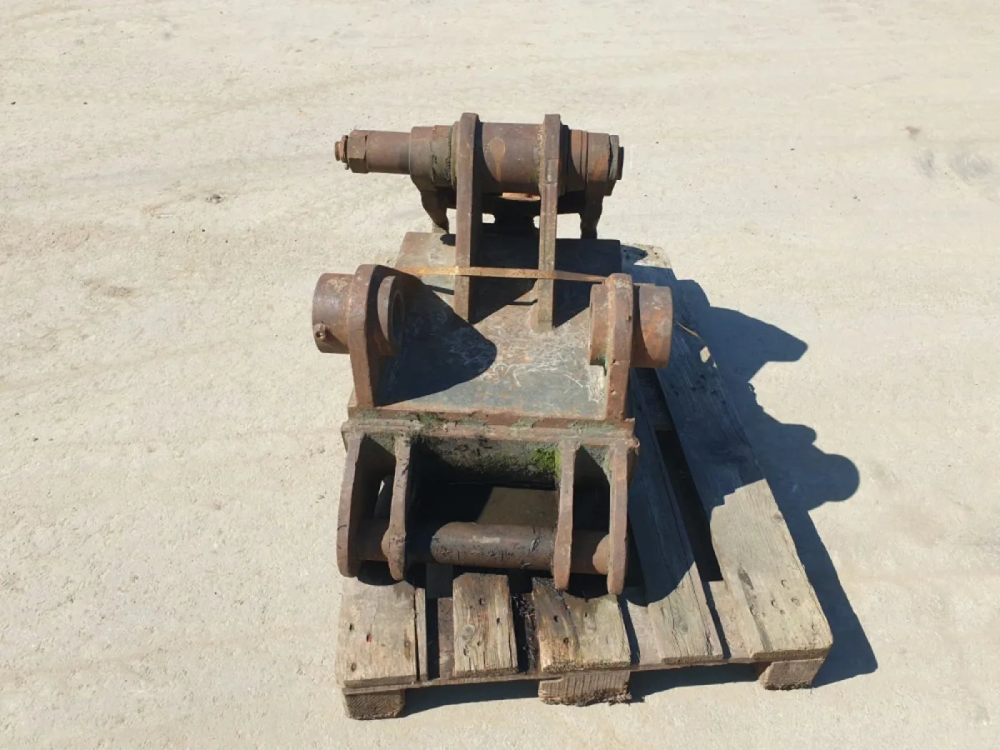 Baumaschinentechnik SW2 - Anbauplatte mit Pendel - 3