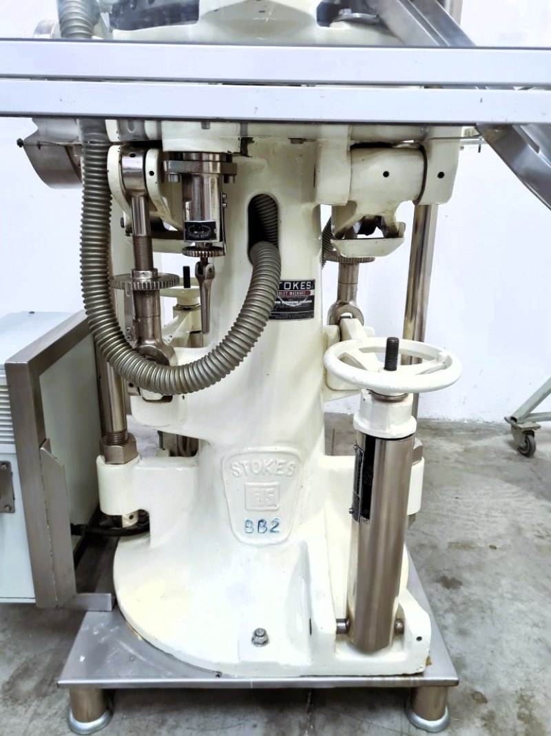 COMPRIMITRICE ROTATIVA – STOKES – MOD. 513-2