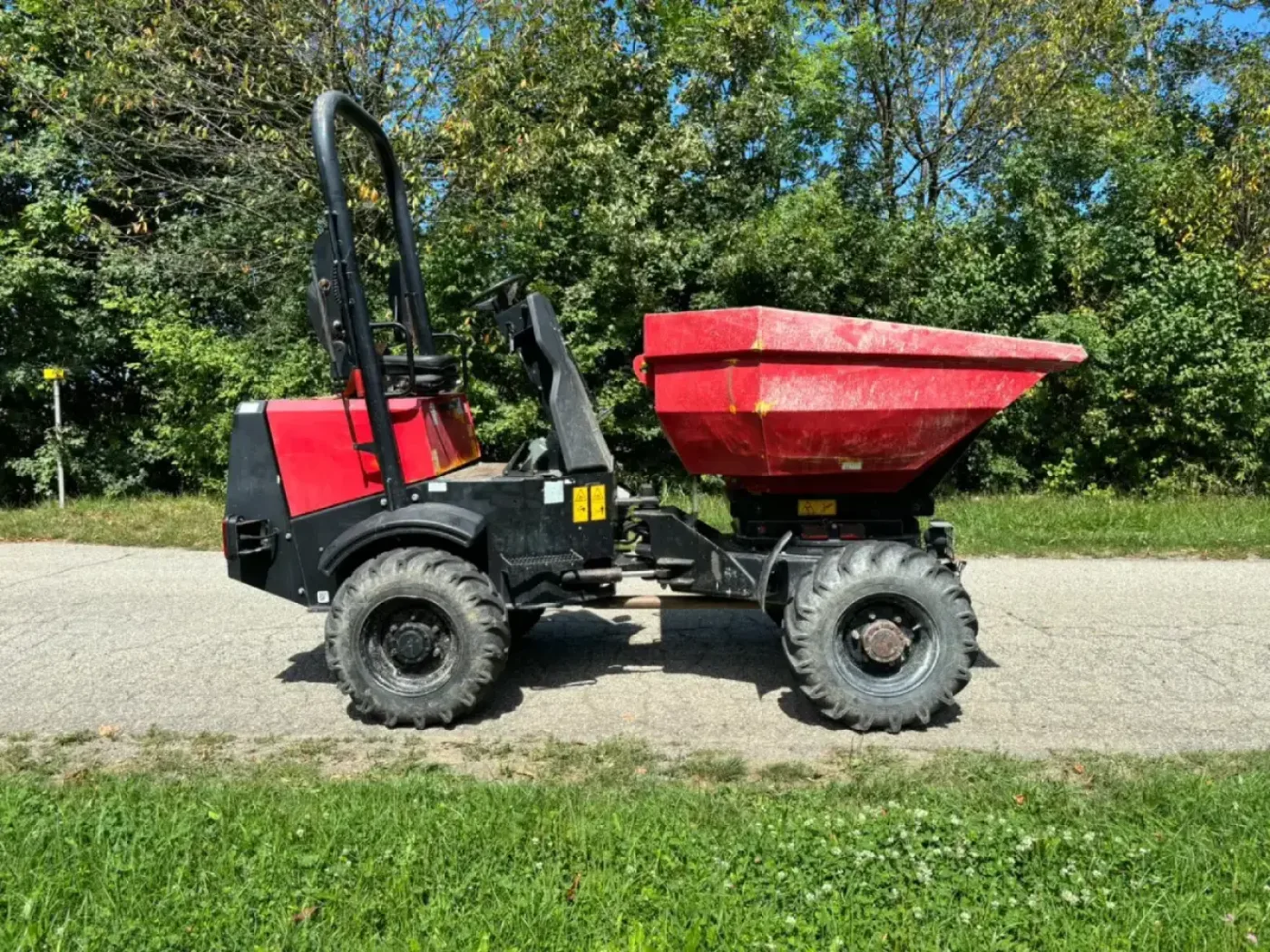 JCB - 2 THS - 8