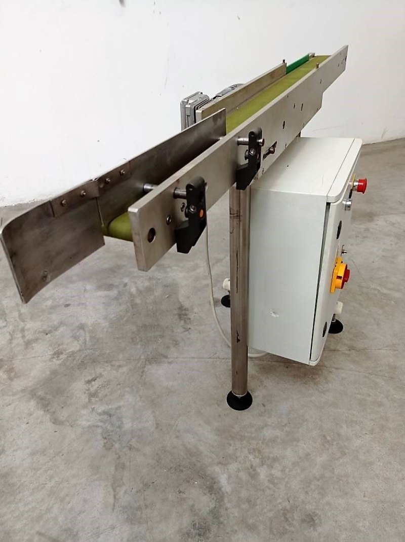 NASTRO TRASPORTATORE A TAPPETO CON INVERTER