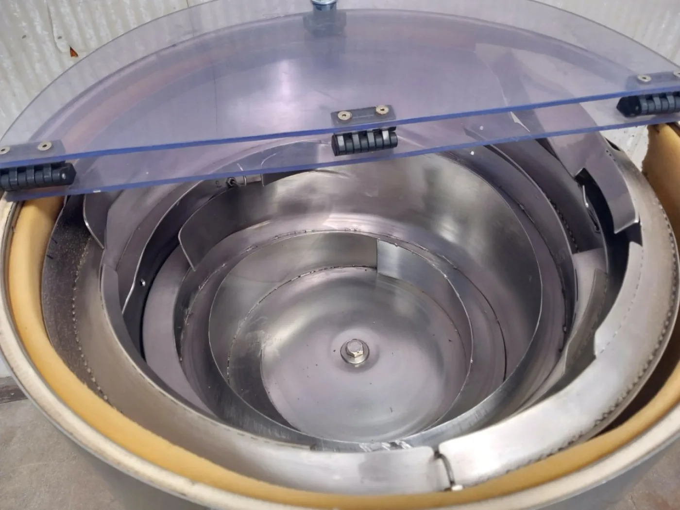 ALIMENTATORE A TAZZA VIBRANTE - 5