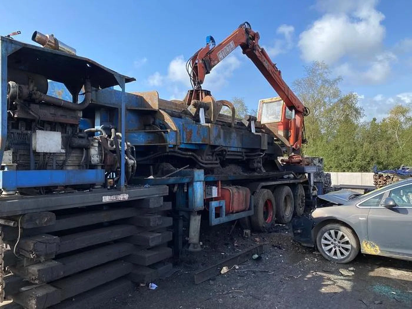 2001 Lollini AL500 Car Baler With Grab - 1