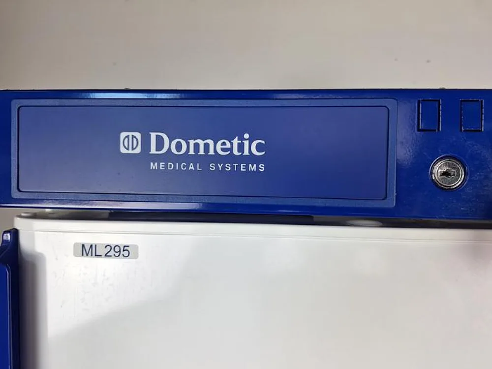 Dometic medical systems ML295 Refrigerator
