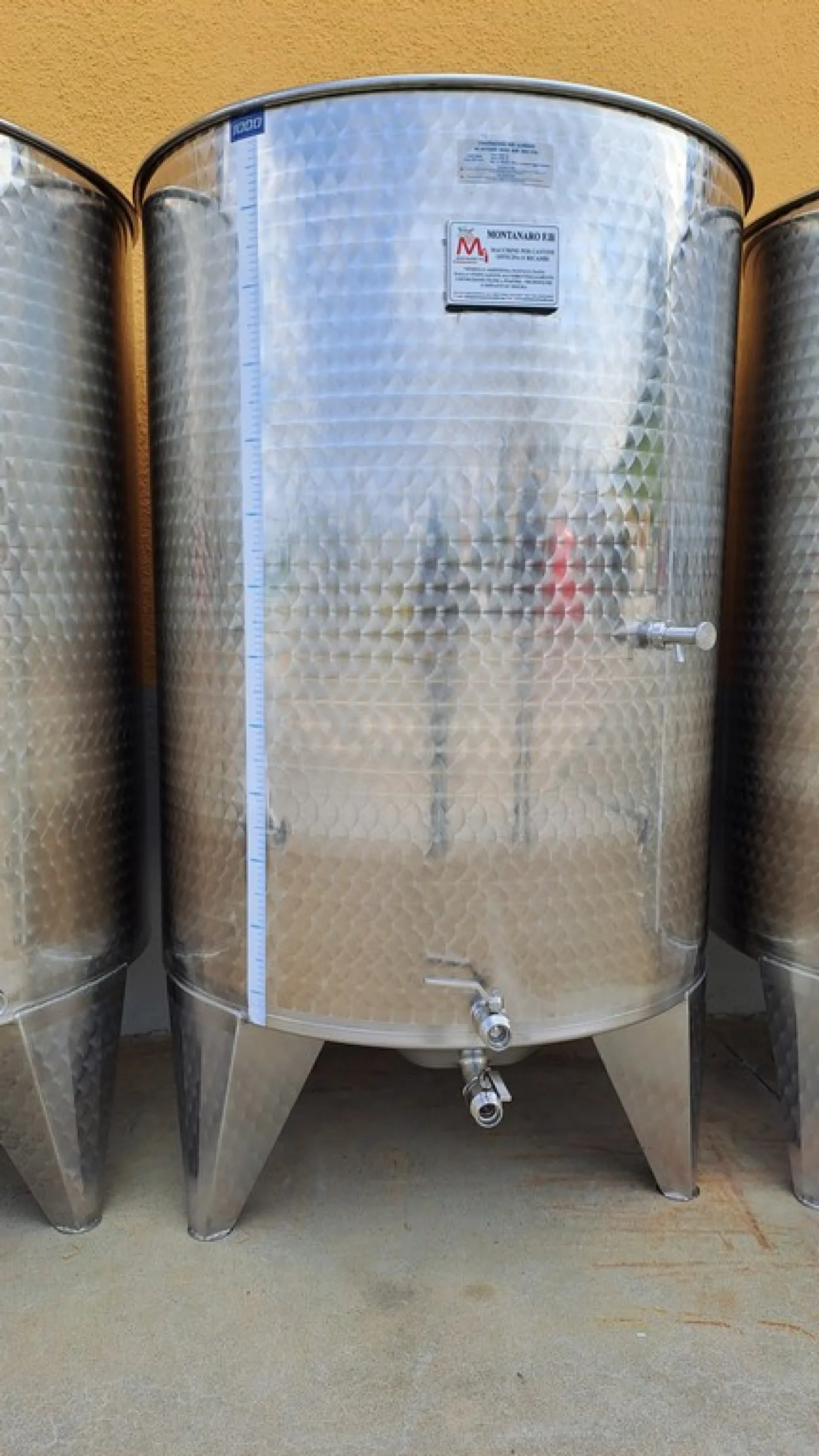 STAINLESS STELL TANKS CAPACITY LITERS 1000 PNEUMATIC FLOATING LID WITHOUT MANHOLE, ROUNDED BOTTOM NEW EQUIPMENT - 6