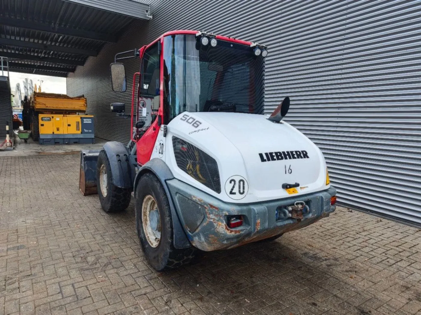 Liebherr L506 C Compact - 4