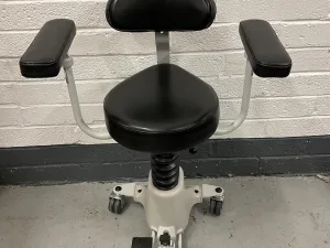 Stryker 830 Surgistool II