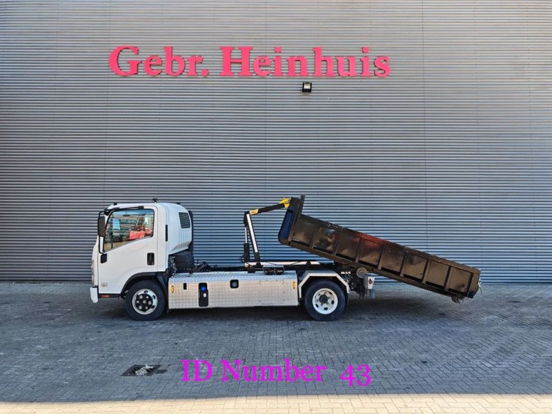 Isuzu NPR 75 4x2 Hyvalift Hooklift!