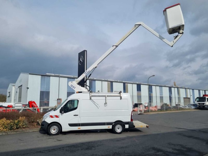 Renault Master 2.3 dCi / France Elevateur 121FT, 12m
