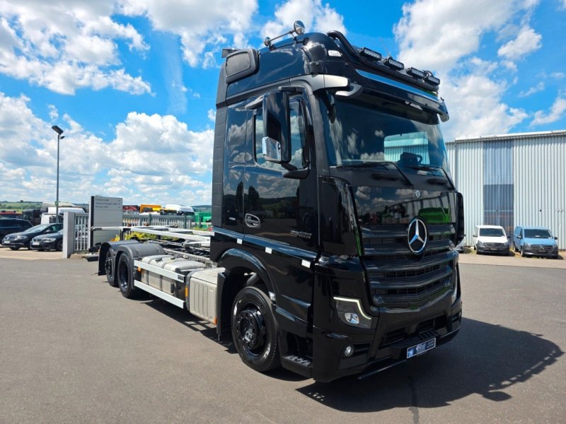 Mercedes Benz Actros 2552 L BDF Vantec hydr. liftbarer Rahmen
