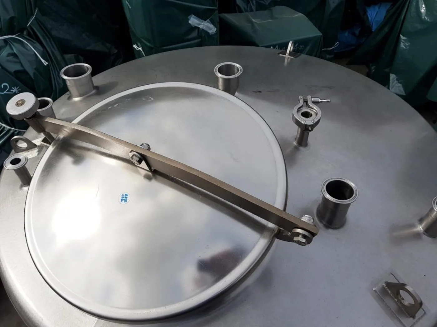 SERBATOIO IN ACCIAIO INOX – STAI – MOD. 1590 L - 4