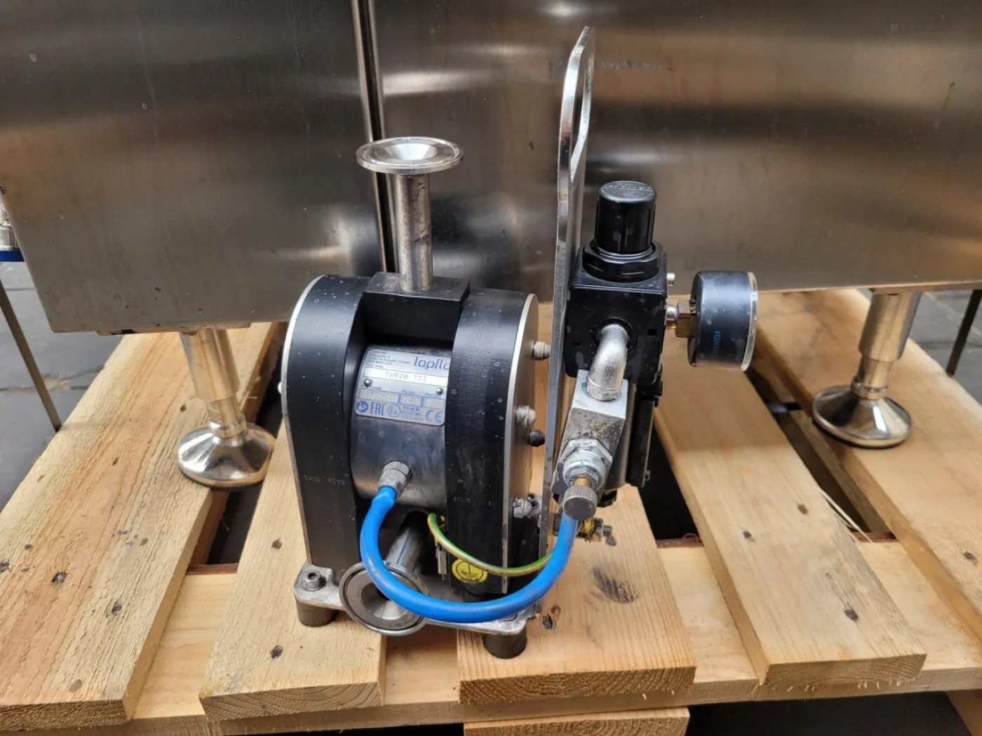 Netzsch Omega 60 (Ex) - Piston homogeniser - 7
