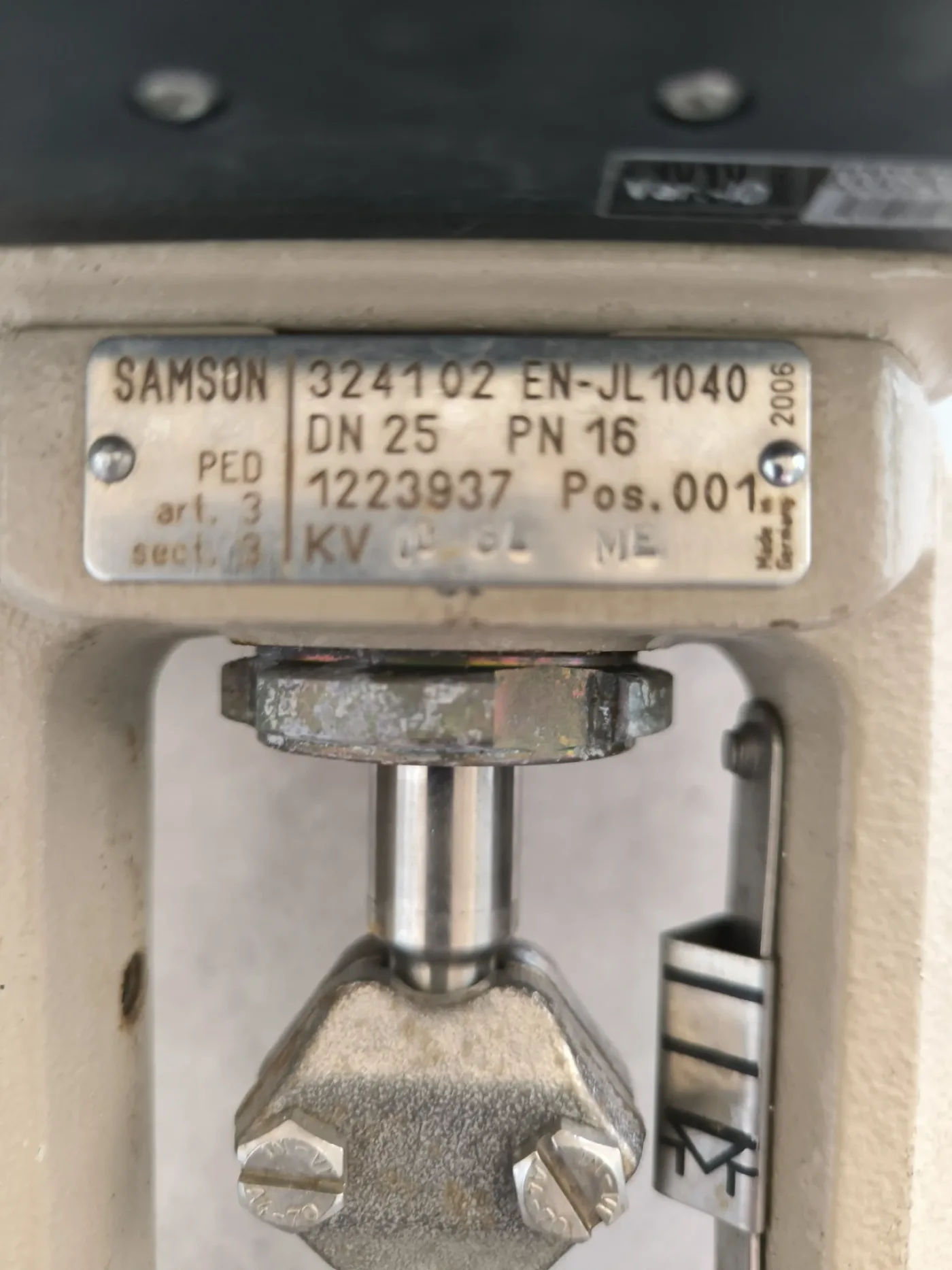 PROPORTIONAL CONTROL VALVE SAMSON DN25 PN16 CAST IRON WITH PNEUMATIC ACTUATOR 324102 - 3