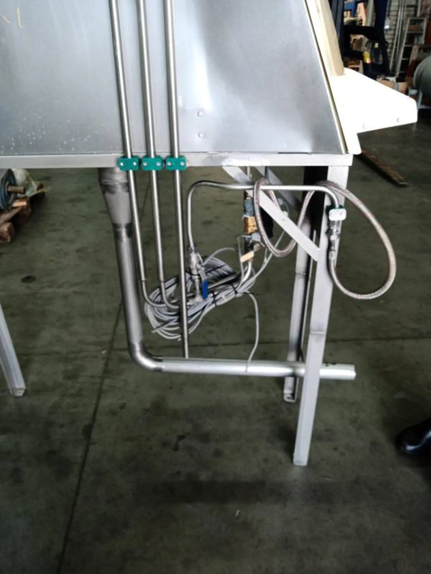 Sterilizer splitting saw - 2