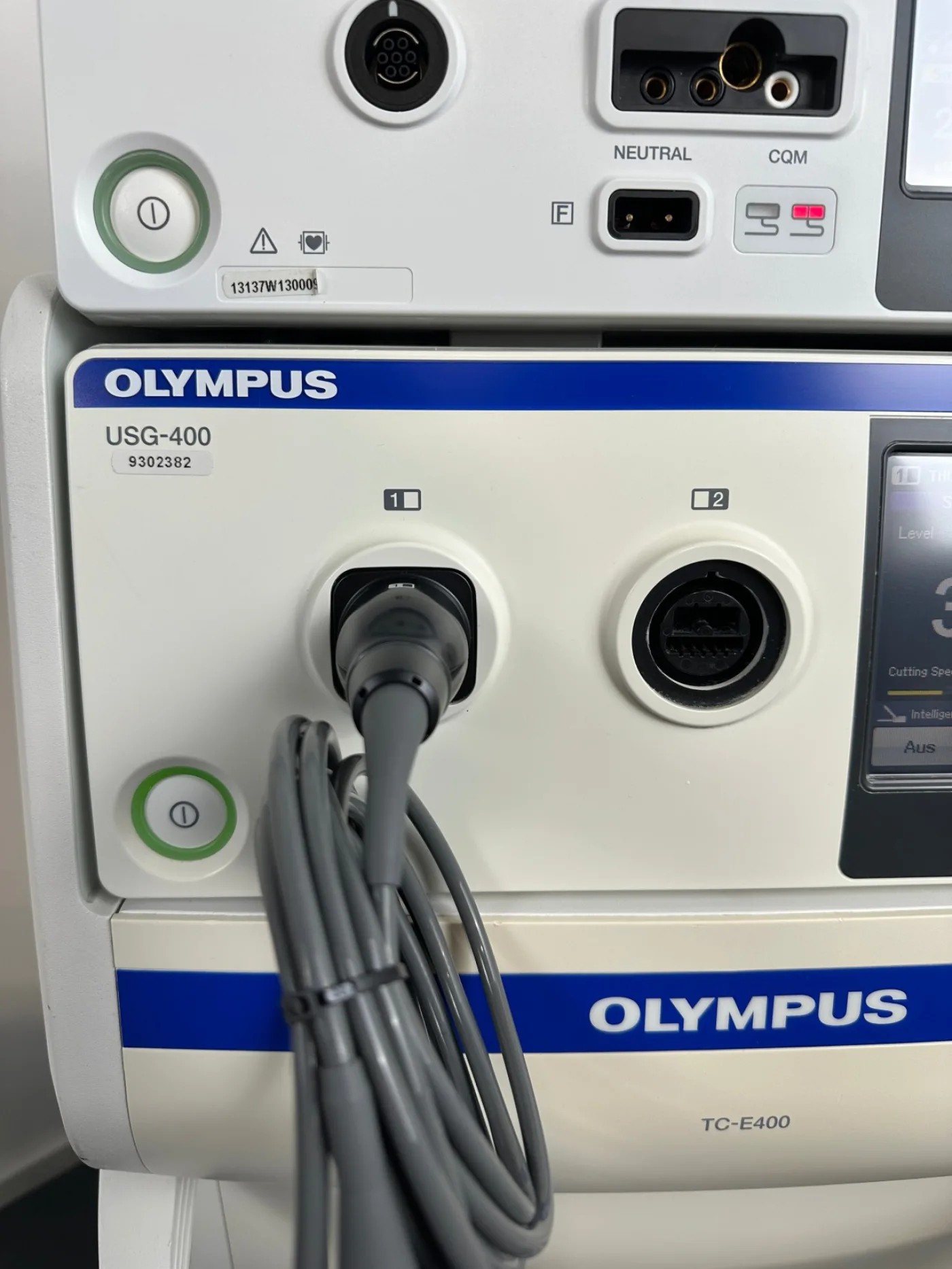 Olympus HF-Generator ESG-400 & Ultraschallgenerator USG-400 & Fahrwagen TC-E400 - 8