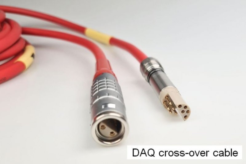 DAQ Cross-Over Cable