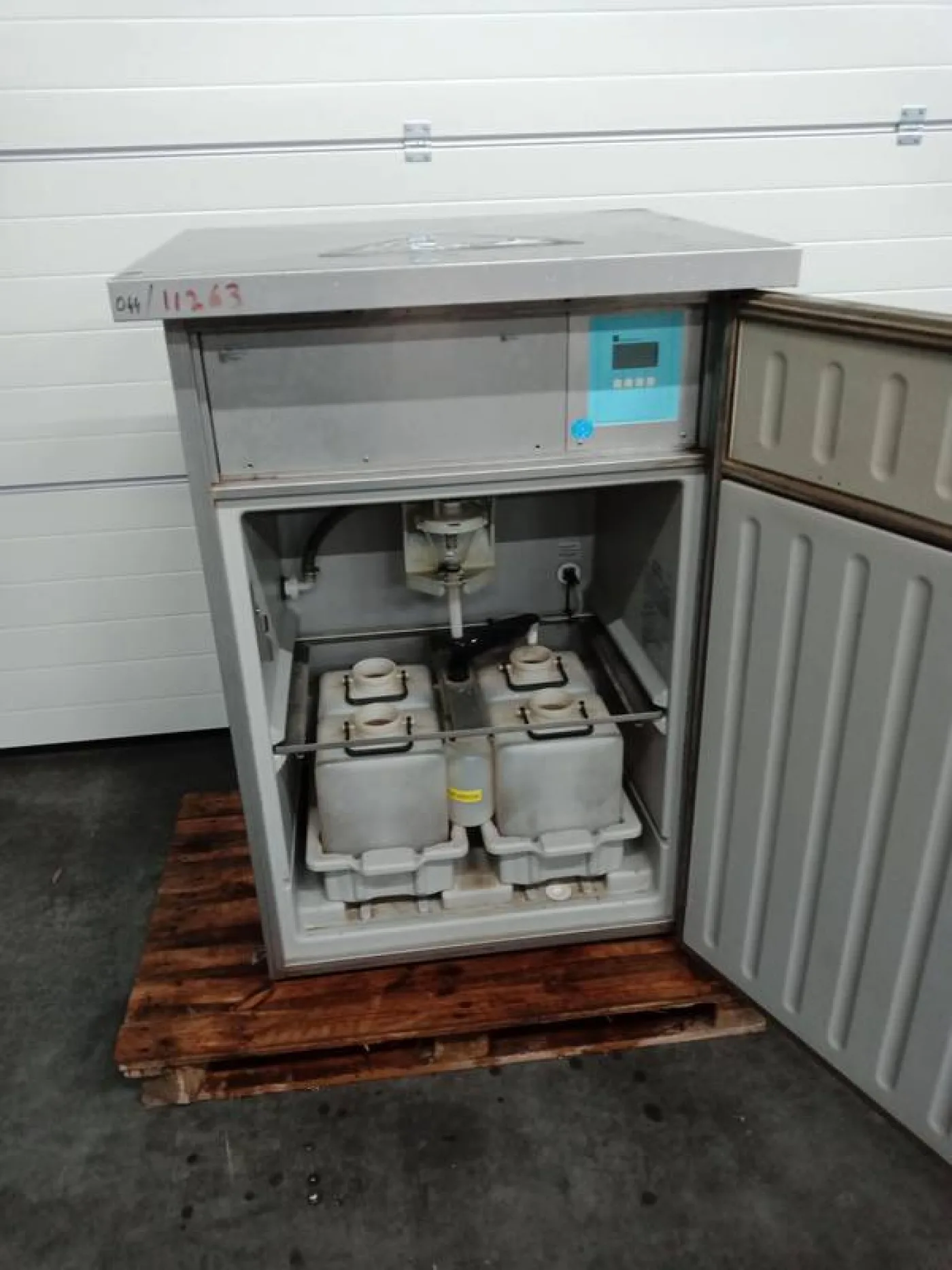 Sample Station - 4