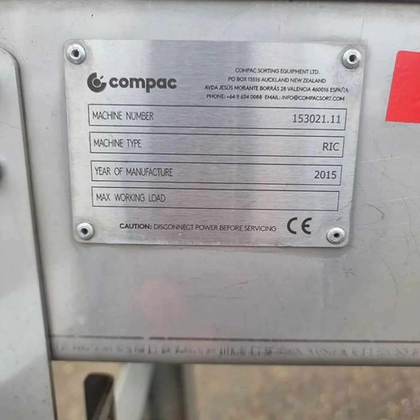 Incline Roller Conveyor - 3