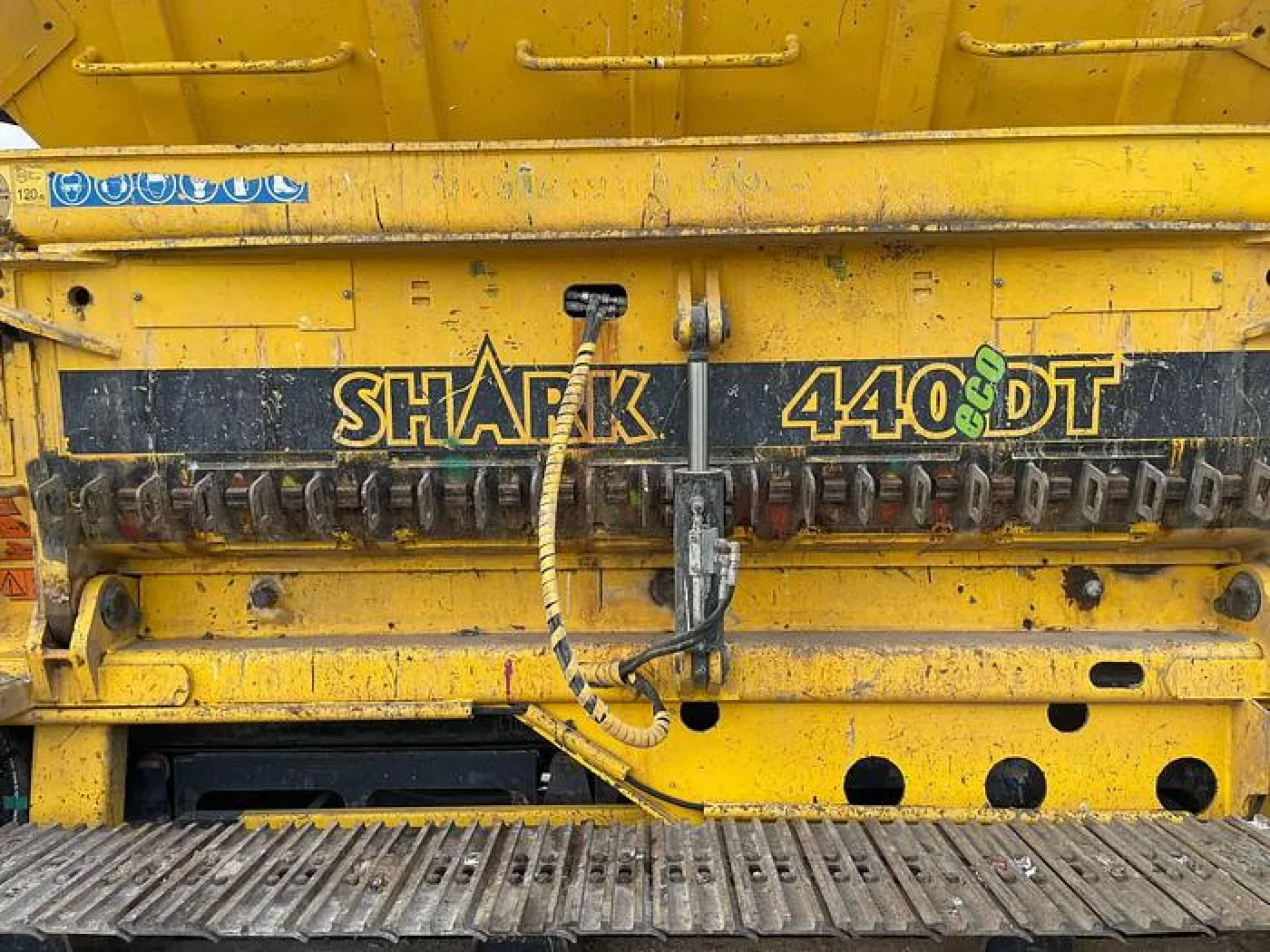 2019 TANA Shark 440DT Eco Slow Speed Shredder - 4