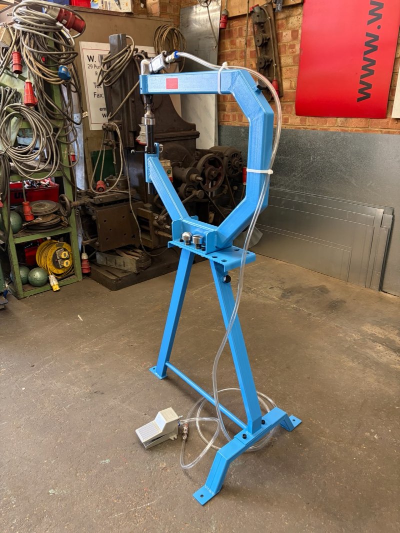 WNS Pneumatic Planishing Hammer 508mm - WNS - W. Neal Services Ltd