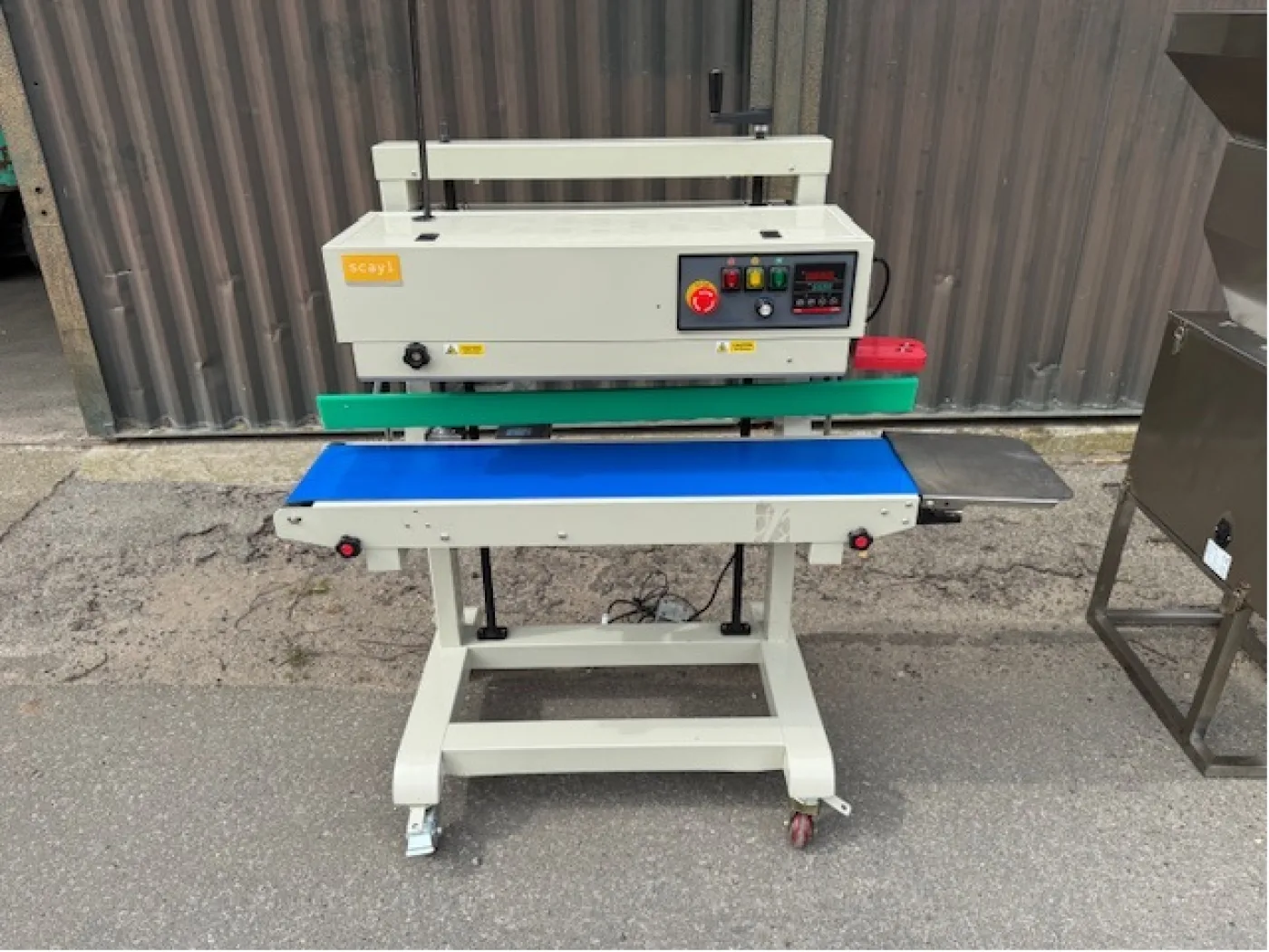 Scayl 2000 Bag Sealer - 1