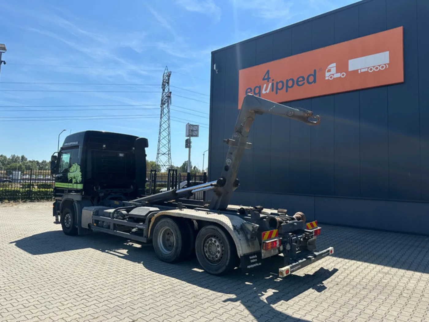 Mercedes-Benz ACTROS 2644 6×2 / 3 PEDALS / RETARDER / MEILLER HOOK (20ton) / 467.835km / E5 - 8