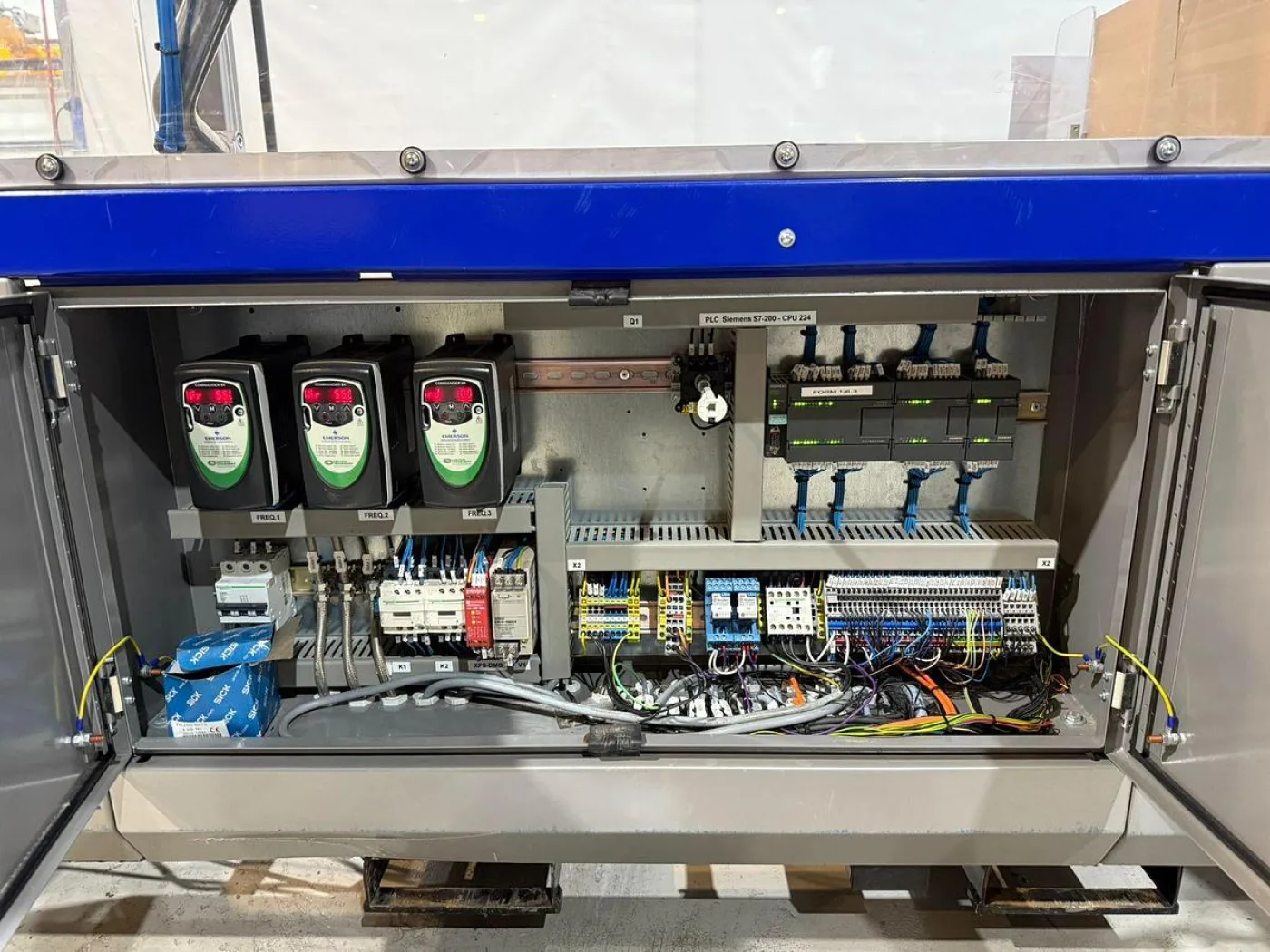 2010 OK Packaging Systems B.V. Superformer-1 dozenmachine met tape - 6