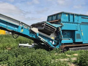 2009 Powerscreen Power Shredder 1800 Slow-speed Shredder