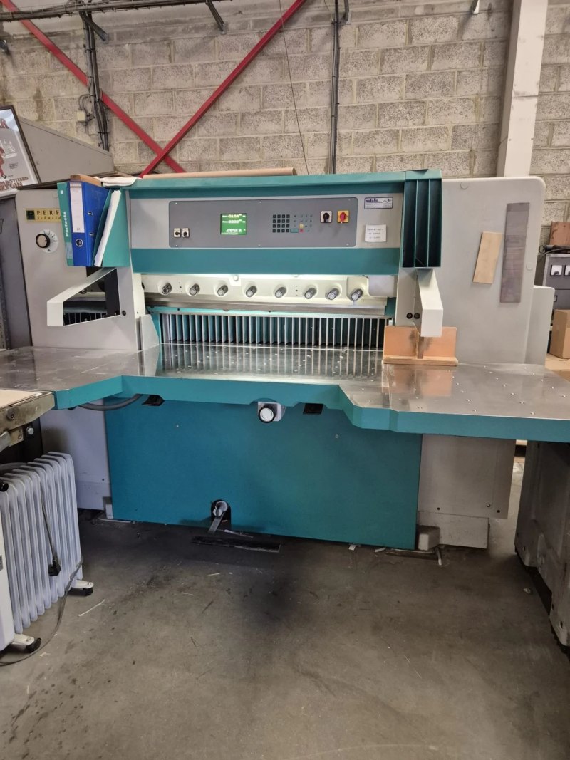 Perfecta 115 TVC cutting machine