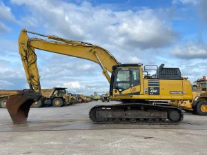 Komatsu PC490LC-11E0