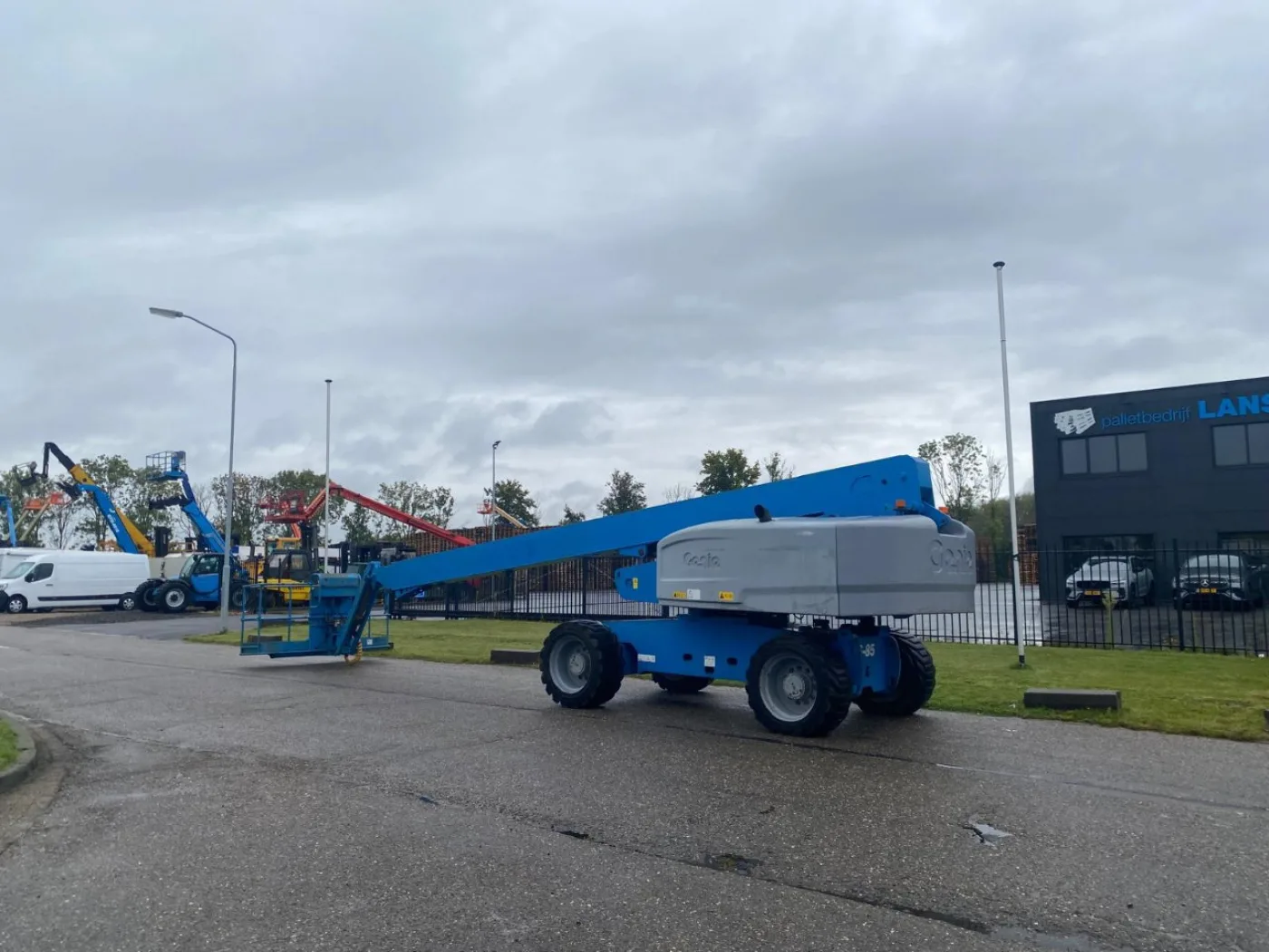 Genie S-85 - 4