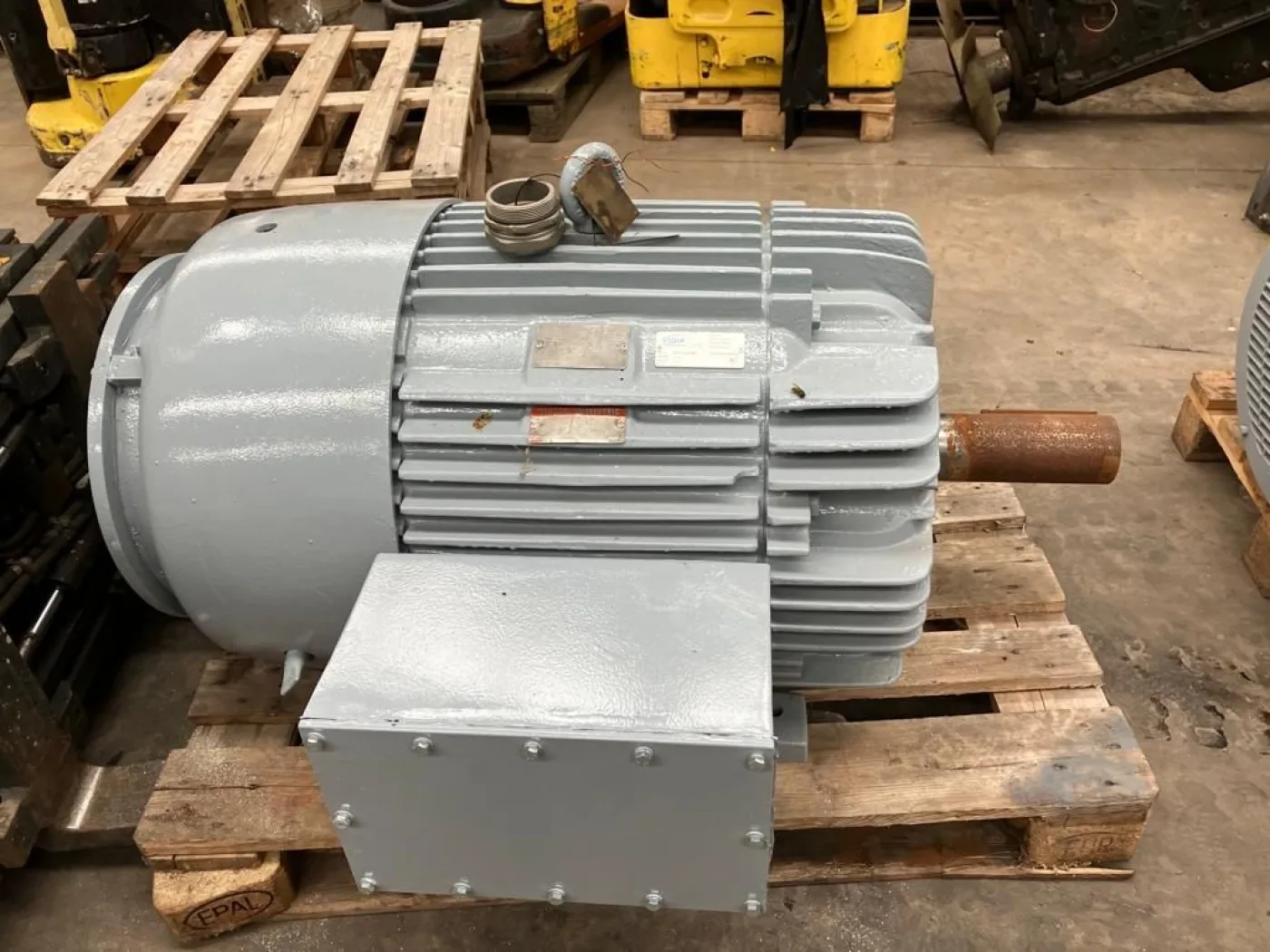 GENERAL ELECTRIC Engine 5KS445CN20 3PH 380V 50HZ - 1