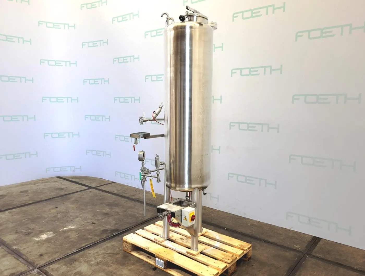 Intotec 250Ltr - Vertical tank - 8