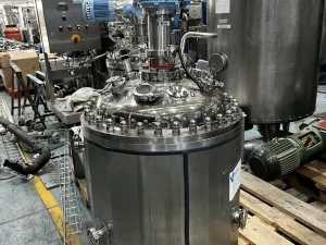 USED SOFAST STAINLESS STEEL 316L 130 LITER ASEPTIC REACTOR WITH JACKET, AGITATION AND HEATING